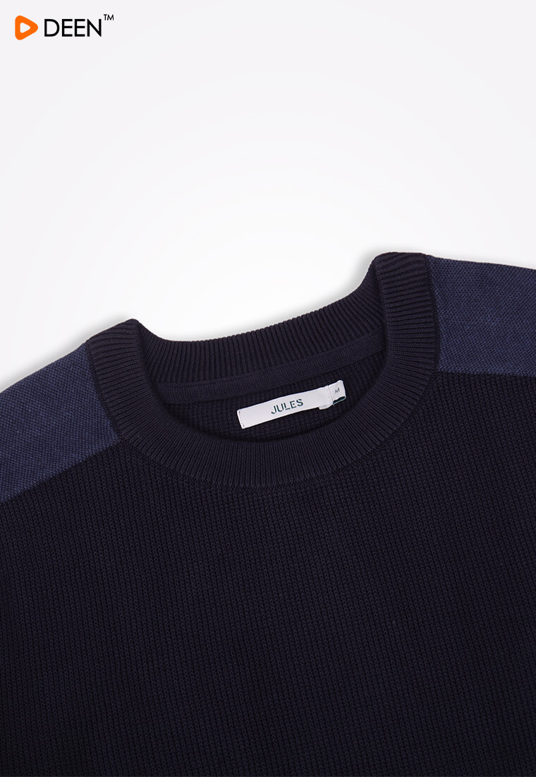 Black Sweater 15 3